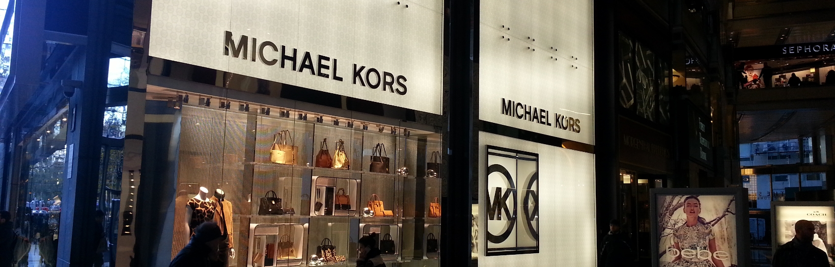 Michael Kors Storefront Facade LumiSheet Flex 01